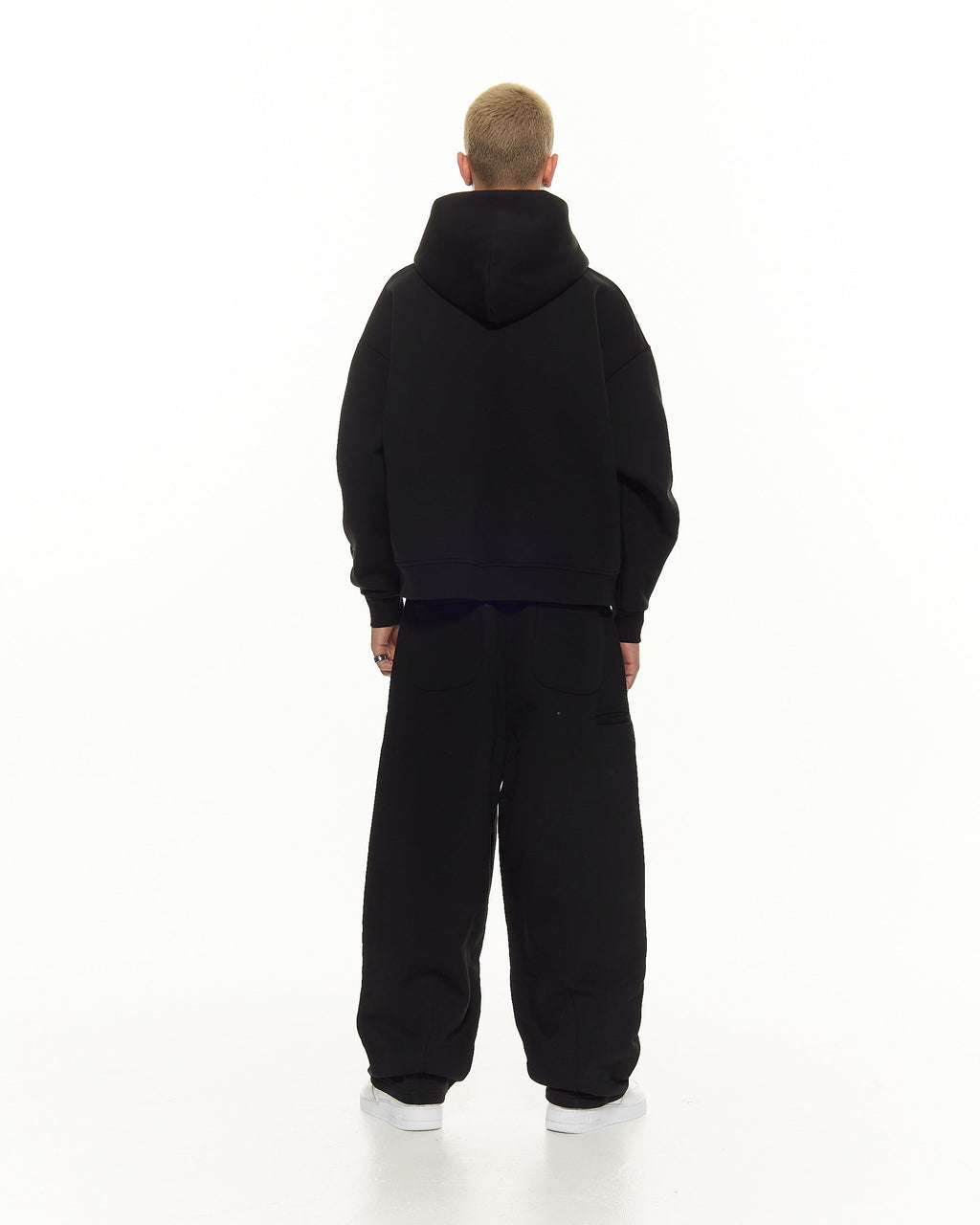 COZY STRAIGHT LEG SWEATS - BLACK