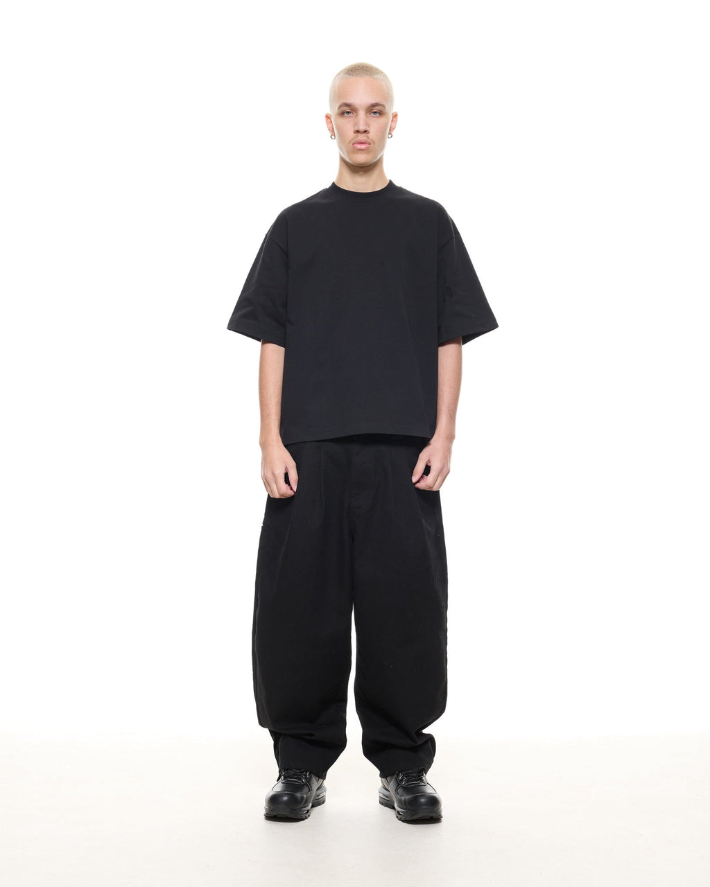 SIGNATURE BLANK T-SHIRT - BLACK