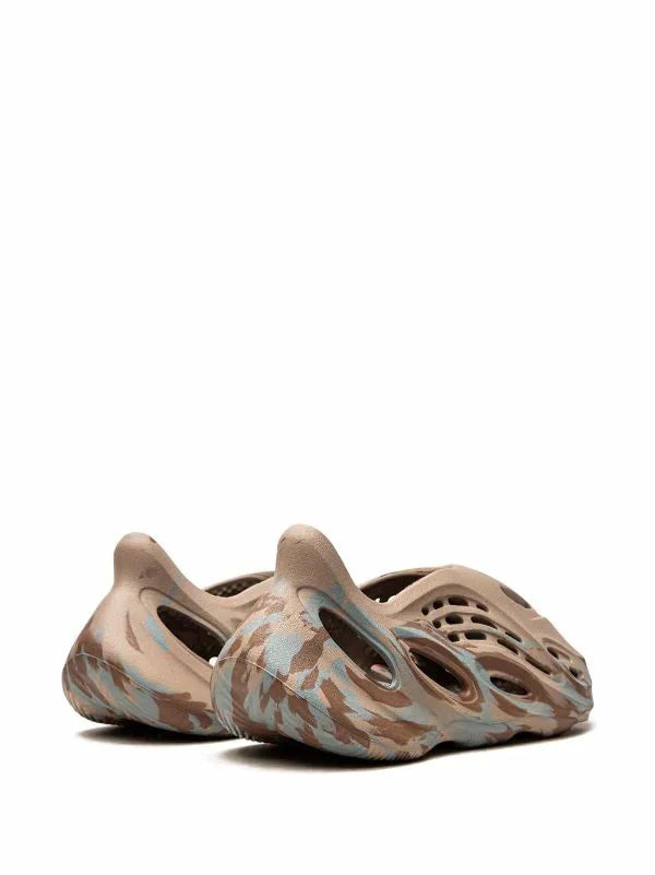 Adidas Yeezy Foam Runner ‘MX Sand Grey’