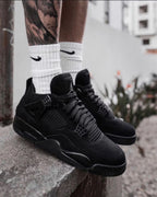 Air Jordan 4 Retro Black Cat (2025)